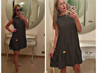 Платье свободного кроя 42-48, украшено фирменной лейбой Rich Moda , по