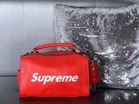 код 21929 1010 грн Сумка SUPREME( длинная рука в комплекте) материал э