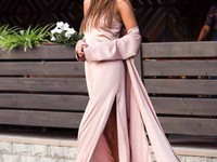 Костюм Накидка + платье 970 грн. Размер 42,44 Ткань шёлк Цвет пудра Оч