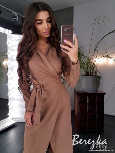 25 Стильное платье Размер: универсальный Ткань: креп костюмка Расцветы 25 Стильное платье Размер: универсальный Ткань: креп костюмка Расцветы