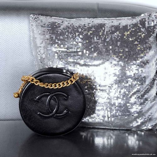 код 21942 960 грн Сумочка Шанель круглая( длинная рука в комплекте) ма