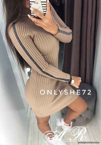 Платье. Турция!!! Мелкая машинная вязка, сверху покрыта мерцающим напы