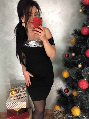 ПРАЗДНИЧНЫЕ НОВИНКИ ЭЛЕГАНТНОЕ ПЛАТЬЕ С ЭФФЕКТНО ОТКРЫТЫМИ ПЛЕЧАМИ ОБЛ