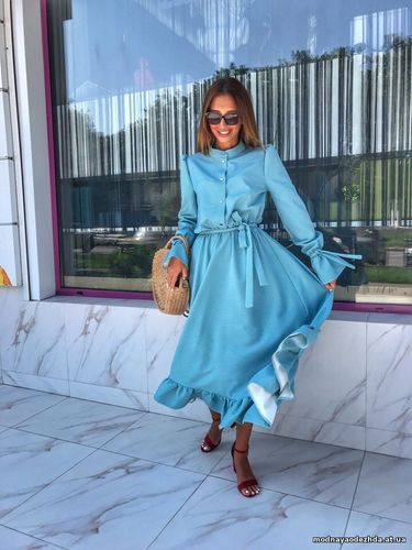 Невероятной красоты Уже в осеннем варианте платье Валенсия! Ткань плот