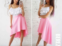 Костюмчик с шелковой маечкой Размер: С и М Ткань: костюмка габардин +