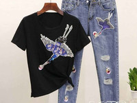 Костюм (Фабричный Китай) качество люкс джинсы +футболка рисунок нашивк