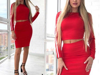 Костюм юбка и кроп топ Цена 450.00 грн. Ткань трикотаж Размер единый 4