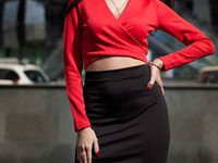 Костюм с юбкой,кофточка на завязке Ткань стрейч трикотаж Размер с м 43