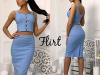 Костюм . Размер: 42-44 Ткань - стрейч джинс Цвета- темно- синий, джинс