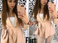 Костюм ( пиджак с поясом + брюки ) Цена: 710 грн. Размер: S и M Ткань: