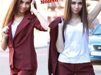 Удобный костюм тройка Ткань габардин,маечка шелк с отделкой кружева Цв