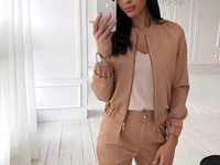 Самый любимый костюм всех инстамодниц из плотного королевского атласа