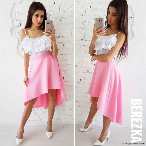 Костюмчик с шелковой маечкой Размер: С и М Ткань: костюмка габардин +