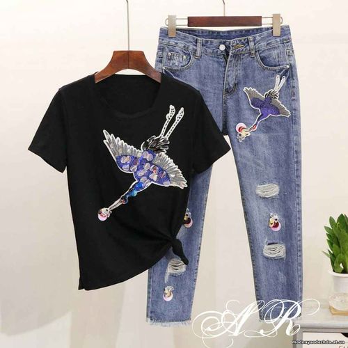 Костюм (Фабричный Китай) качество люкс джинсы +футболка рисунок нашивк Костюм (Фабричный Китай) качество люкс джинсы +футболка рисунок нашивк