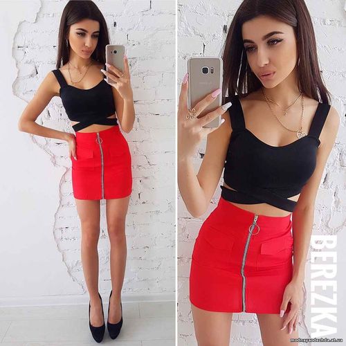 Костюмчик с мини юбочкой Ткань: комтюмка габардин + дайвинг Размер: С