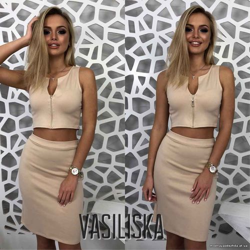 Костюм ткань трикотаж с-м 440 грн.