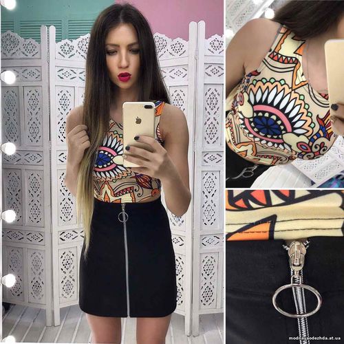 Костюмчик с замшевой юбочкой Размер: С и М Ткань: замш на дайвинге + д