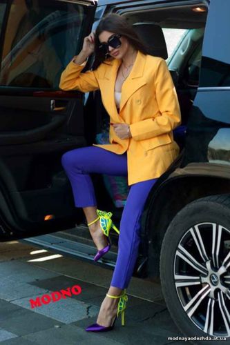 Новинка Летний костюм в самых сочных расцветках укорочённые брюки и пи