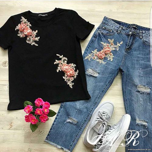 Костюм (Фабричный Китай) качество люкс джинсы +футболка рисунок апплик