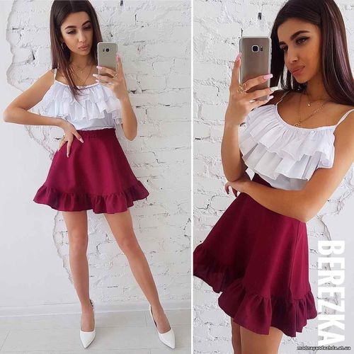 Костюмчик с шелковой маечкой Размер: С и М Ткань: костюмка габардин +