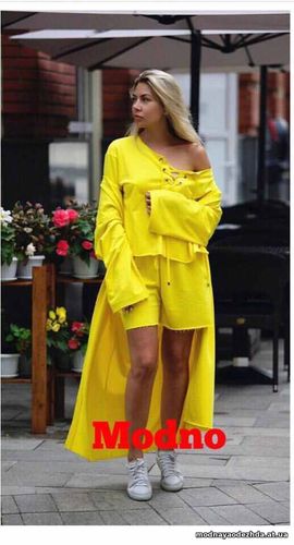 новинка на лето костюм тройка с мантией свободными шортами и объемной