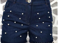 Шорты джинс украшены бусинками с и м 540 грн.