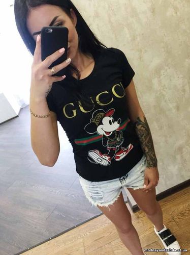 ПоделитьсяПоказать список поделившихся Футболка бренд. 395.00 грн. Раз