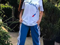 ОРИГИНАЛЬНЫЙ СПОРТИВНЫЙ КОСТЮМ СОЧЕТАЮЩИЙ В СЕБЕ ВСЕ АКТУАЛЬНЫЕ ТЕНДЕН