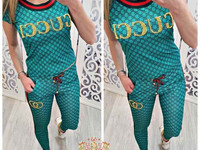 ПоделитьсяПоказать список поделившихся Шикарный костюм ЛЮКС качества э