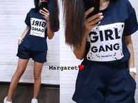 Костюм Ткань креп-дайвинг + нашивка Размеры С (42-44) и М (44-46) Футб