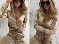 В556 костюм дорогой итальянский бархат размер с-м цена 550.00 грн. опт