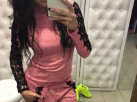 Костюмчик сидит идеально Мягкий трикотаж с отделкой из дорогого кружев
