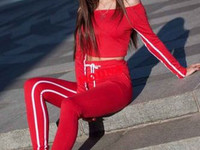 Новиночка Универсальный летний костюмчик в стиле спорт шик с голыми пл