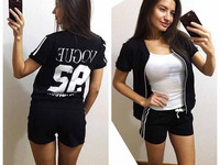 КОСТЮМ  ТКАНЬ:ТРИКОТАЖ ЦВЕТ:ЧЁРНЫЙ,СЕРЫЙ,КРАСНЫЙ Р.Р. УНИВЕРСАЛЬНЫЙ ЦЕ