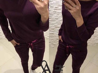 Костюм Цена 550 грн., универсал 42-44, ткань Джерси полированный.