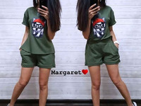 Костюм Ткань креп-дайвинг + нашивка Размеры С (42-44) и М (44-46) Футб