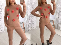 В63 Костюм Джерси+ декор цветочки пришиты С-м Капучино , серый , чёрны