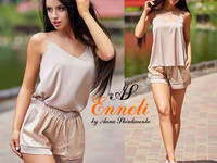 Костюм  Цена 560грн Размер S M Ткань пайетки и армани шёлк Цвет розовы