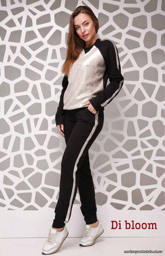 Костюм 720грн , 42-44 двунитка + двусторонняя паетка, черный, темносин Костюм 720грн , 42-44 двунитка + двусторонняя паетка, черный, темносин