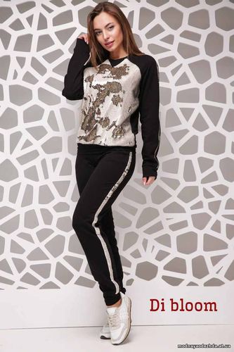 Костюм 720грн , 42-44 двунитка + двусторонняя паетка, черный, темносин Костюм 720грн , 42-44 двунитка + двусторонняя паетка, черный, темносин