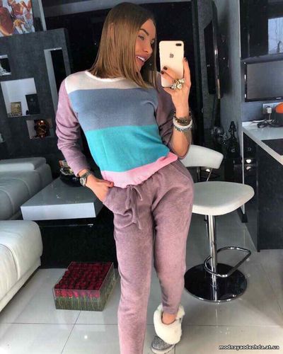 ВЯЗАННЫЙ КОСТЮМ “Lili” Пряжа итальянская Ангора и хлопок с акрилом дек ВЯЗАННЫЙ КОСТЮМ “Lili” Пряжа итальянская Ангора и хлопок с акрилом дек