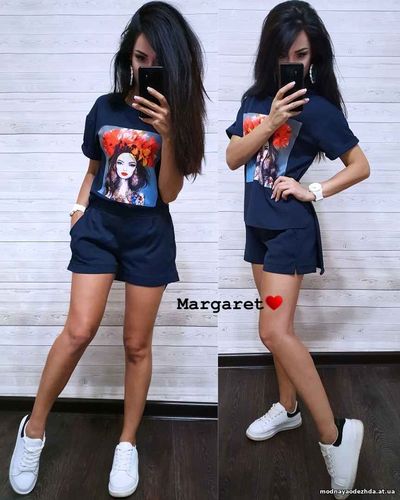 Костюм Ткань креп-дайвинг + нашивка Размеры С (42-44) и М (44-46) Футб Костюм Ткань креп-дайвинг + нашивка Размеры С (42-44) и М (44-46) Футб