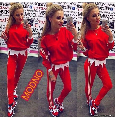 Костюм с иммитацией рваной рубашки Ткань двухнитка Размер с м 525 грн.