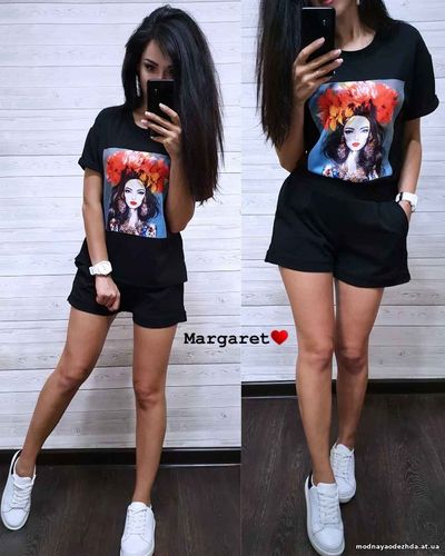 Костюм Ткань креп-дайвинг + нашивка Размеры С (42-44) и М (44-46) Футб Костюм Ткань креп-дайвинг + нашивка Размеры С (42-44) и М (44-46) Футб