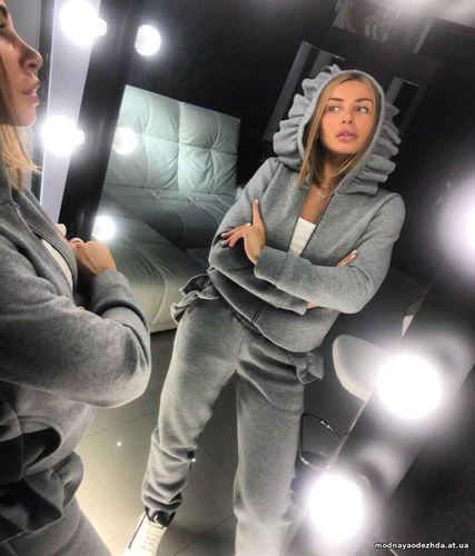 NEW COLLECTION «SMART 2» из бархатного трикотажа декорирован брендовой