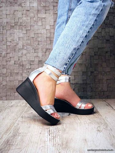 Код 3828 Босоножки Style.  Натуральная кожа. Подошва сзади 7,5см, спер