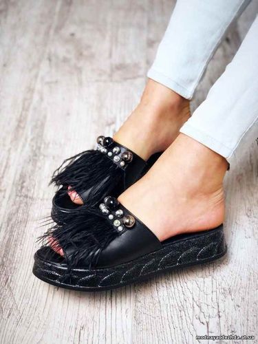 Код 3711 Шлепанцы Indi со страусовыми перьями  Натуральная кожа. Подош