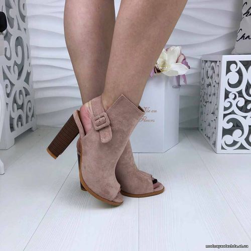Код 897  Босоножки STYLE,  цвет беж ,  материал эко замш ,  каблук 9,5